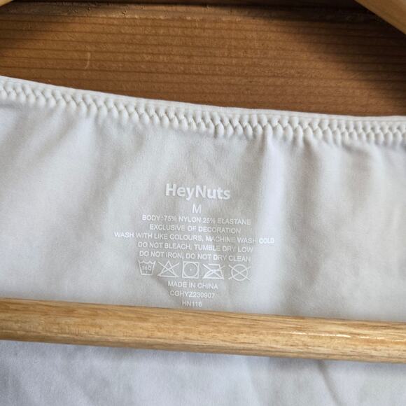 Heynuts Scoop Neck Long Sleeve Double Layer Bodysuit White Opal NWT M High Cut - Picture 5 of 5